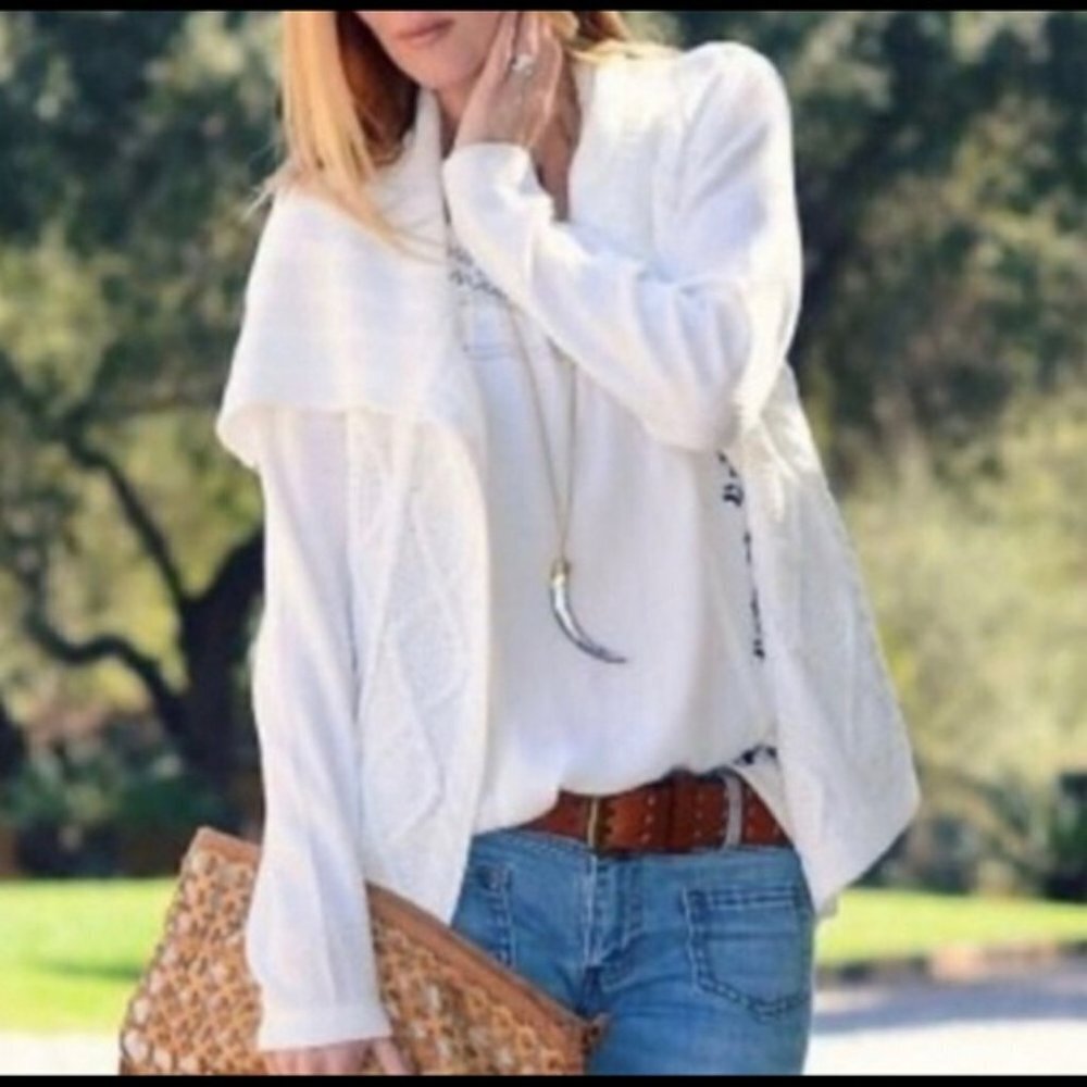 Cabi #193 cable knit cream open cardigan size Medium